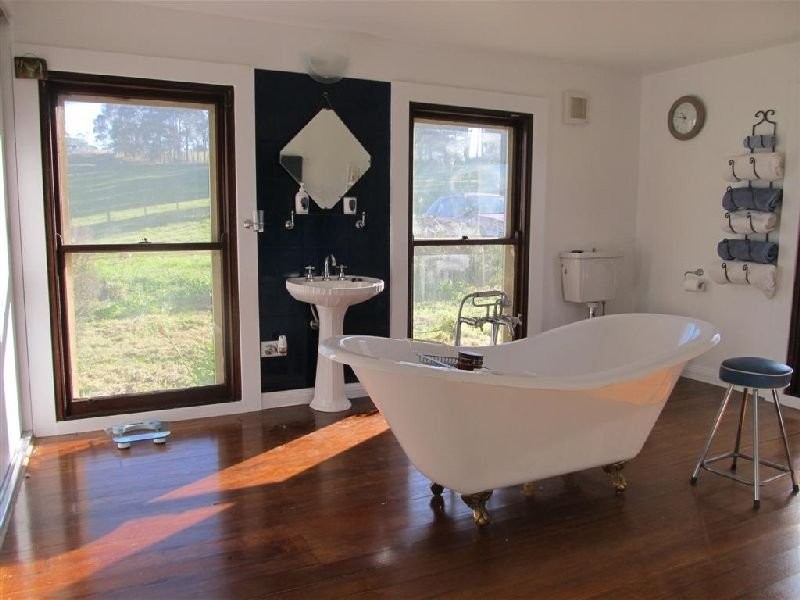 105 West Barrack Street, Deloraine TAS 7304