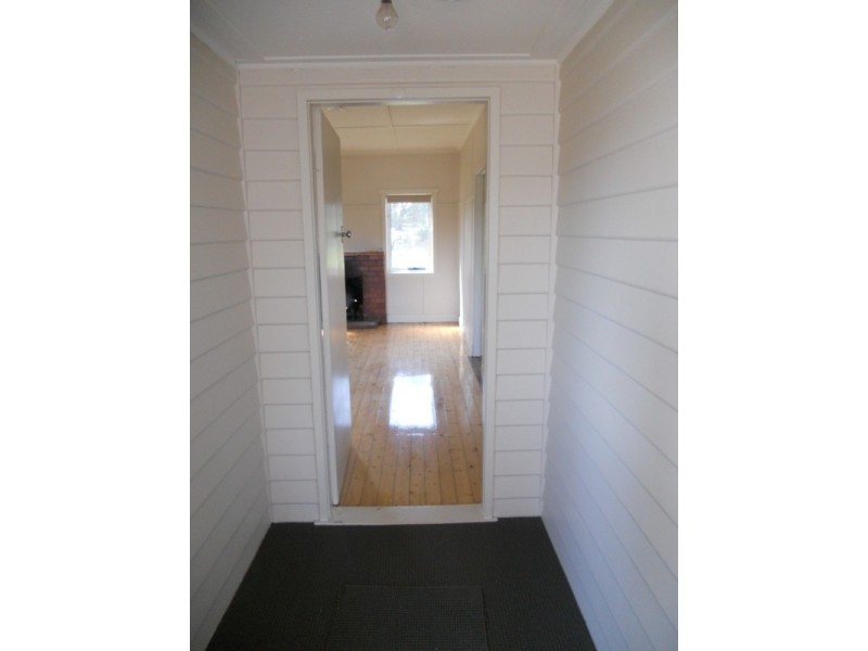 5208 Bass Highway, Deloraine TAS 7304