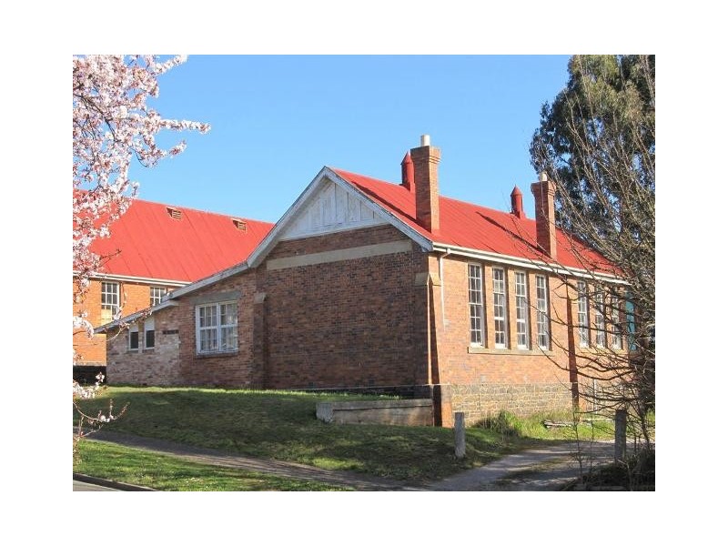 3-9 East Barrack Street, Deloraine TAS 7304