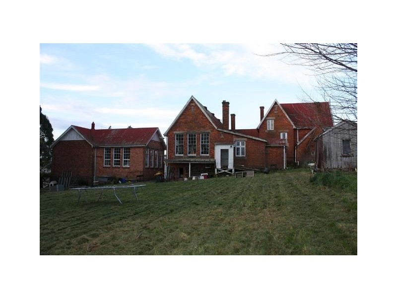 3-9 East Barrack Street, Deloraine TAS 7304