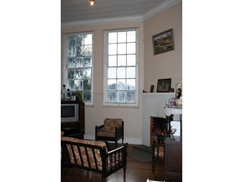 3-9 East Barrack Street, Deloraine TAS 7304