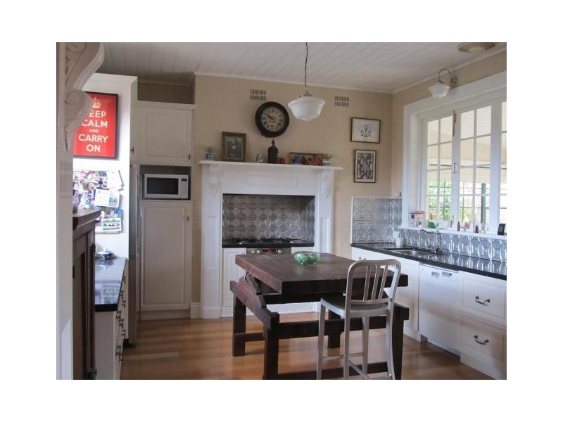 12 West Barrack Street, Deloraine TAS 7304