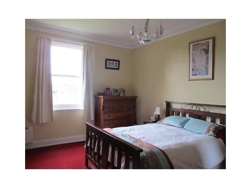 12 West Barrack Street, Deloraine TAS 7304