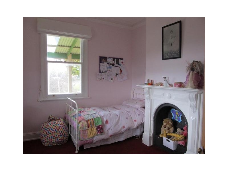 12 West Barrack Street, Deloraine TAS 7304