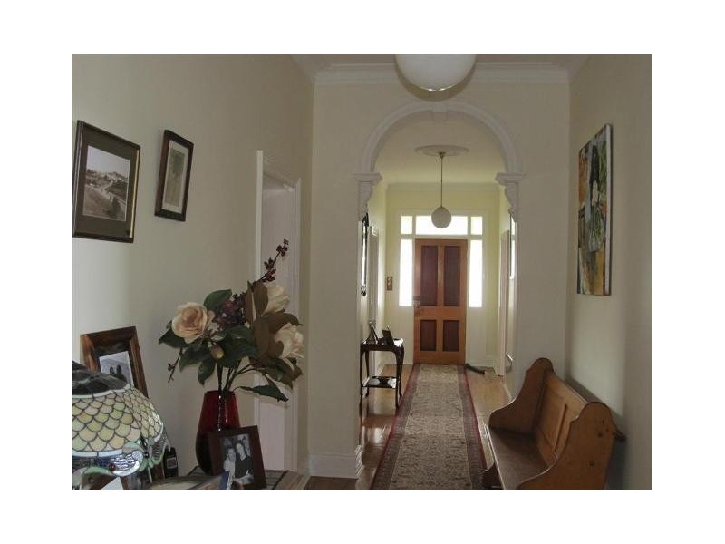 12 West Barrack Street, Deloraine TAS 7304