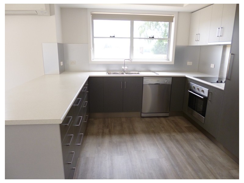 2/19 Meander Valley Road, Deloraine TAS 7304