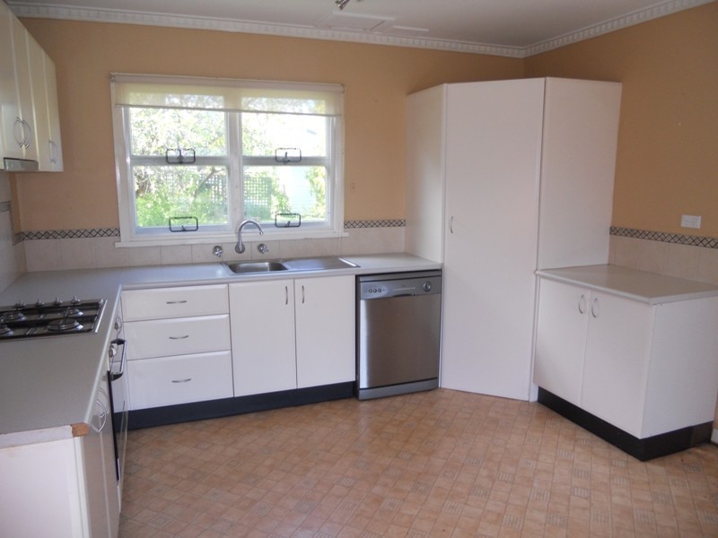 143 Emu Bay Road, Deloraine TAS 7304