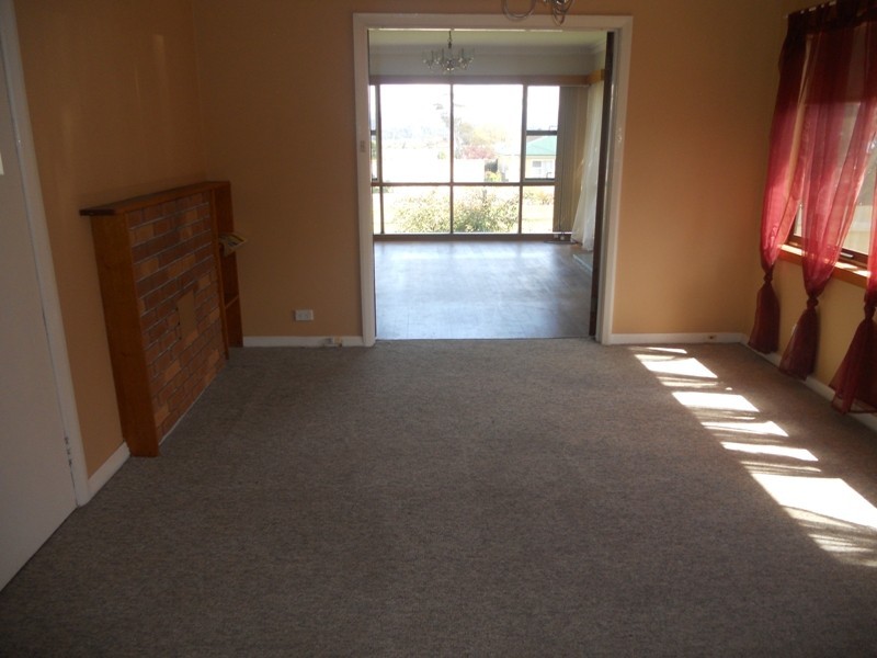 143 Emu Bay Road, Deloraine TAS 7304