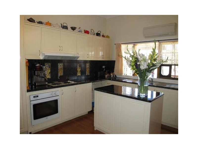 1 Robert Street, Exton TAS 7303