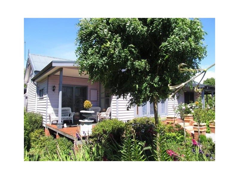 1 Robert Street, Exton TAS 7303