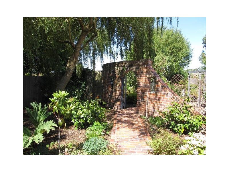 1 Robert Street, Exton TAS 7303