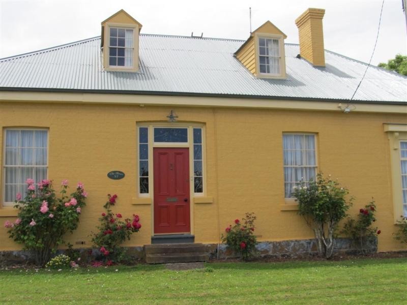 57 West Barrack Street, Deloraine TAS 7304