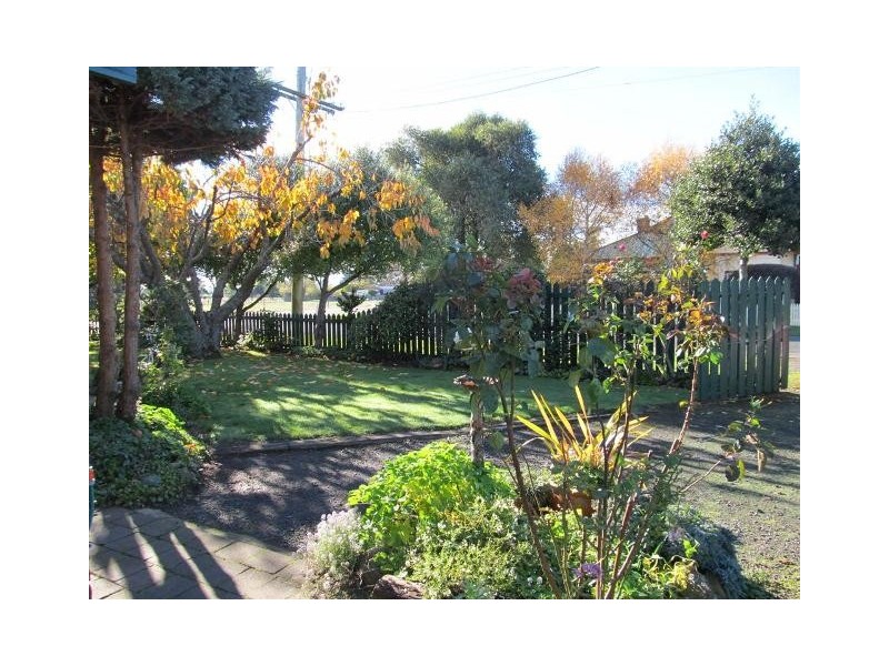 24 Meander Valley Road, Westbury TAS 7303