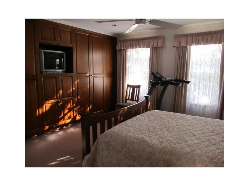 24 Meander Valley Road, Westbury TAS 7303