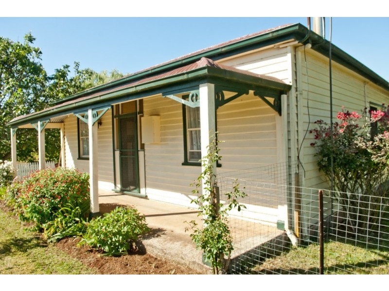 94 East Barrack Street, Deloraine TAS 7304