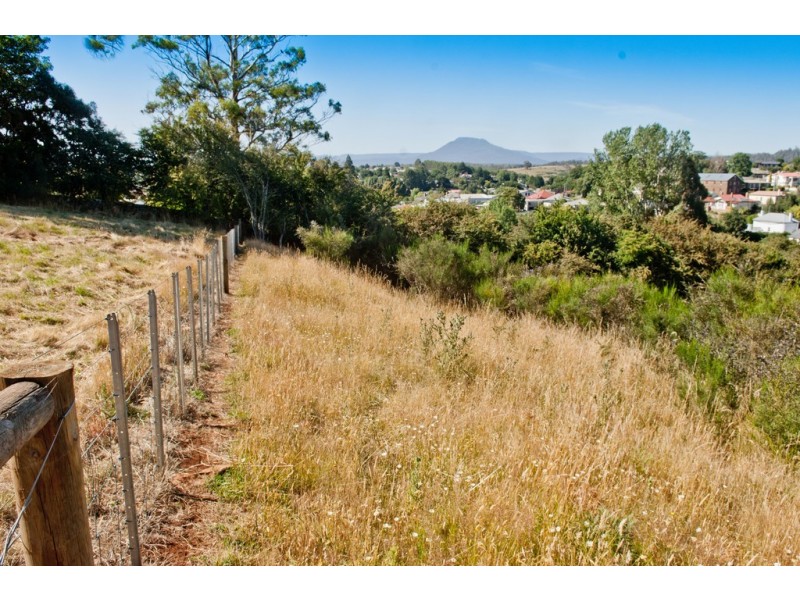 6 Tower Hill Street, Deloraine TAS 7304