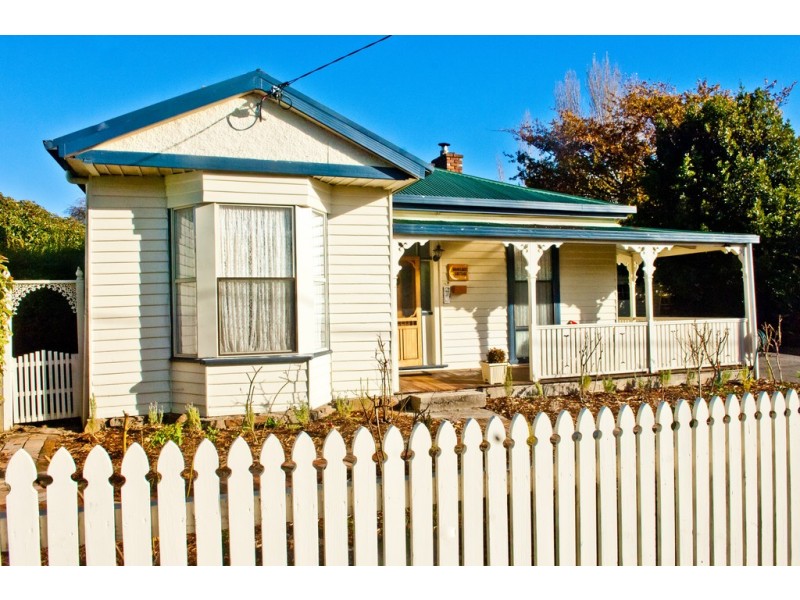 14 Lyall Street, Westbury TAS 7303