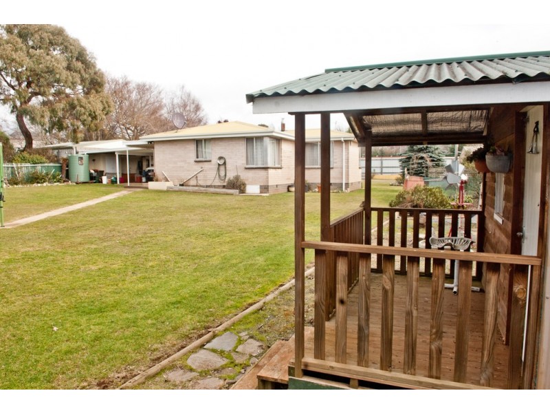 23 Grigg Street, Deloraine TAS 7304