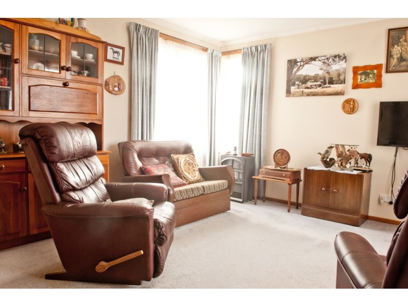 23 Grigg Street, Deloraine TAS 7304