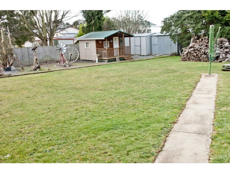 23 Grigg Street, Deloraine TAS 7304
