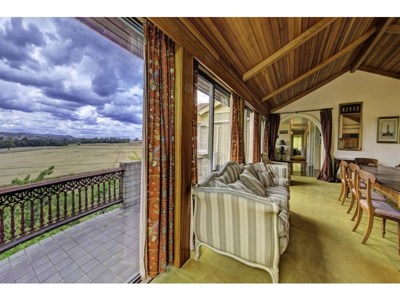 31 Barra Road, Deloraine TAS 7304