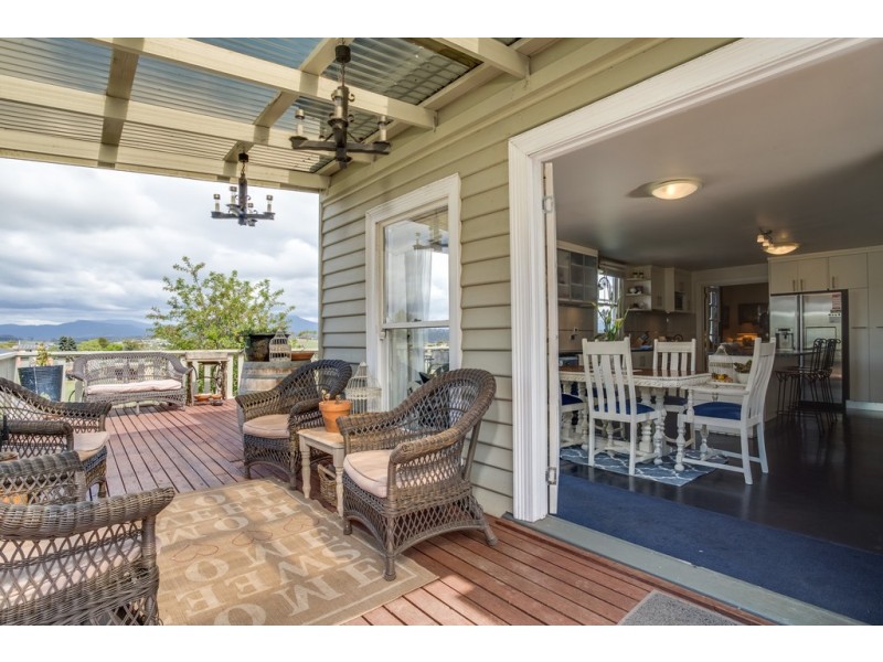 105 West Barrack Street, Deloraine TAS 7304