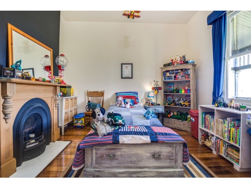 105 West Barrack Street, Deloraine TAS 7304