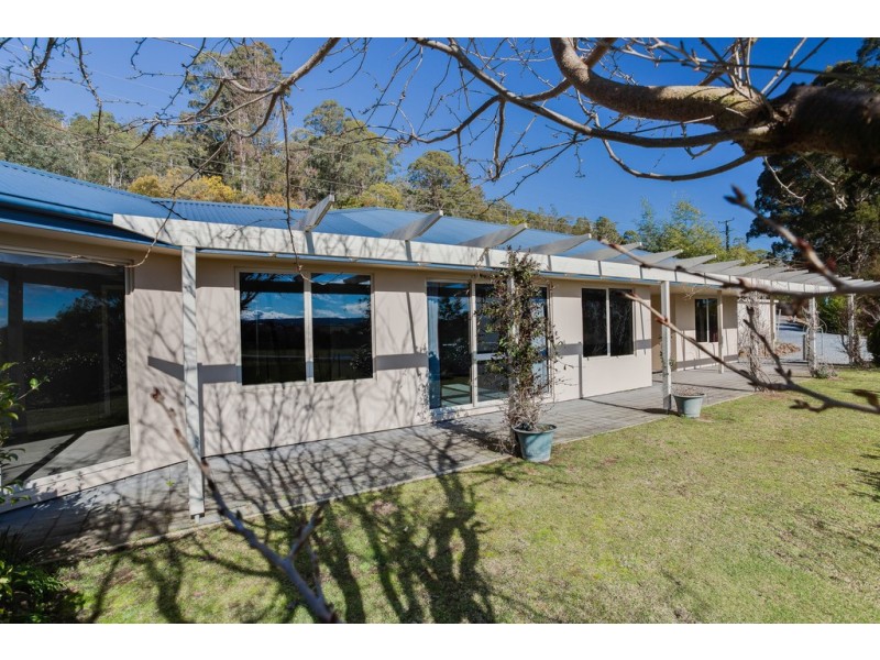 17 Barra Road, Deloraine TAS 7304
