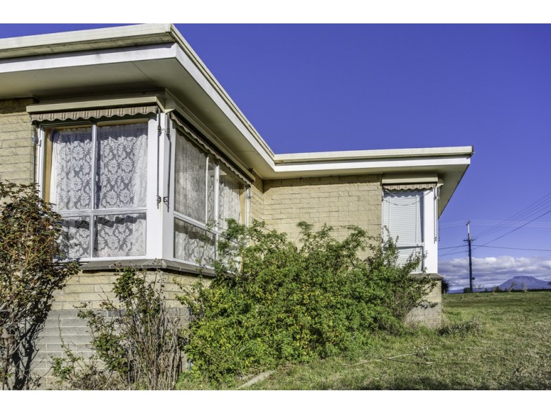 39 Gay Street, Deloraine TAS 7304