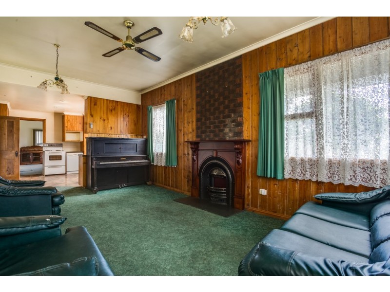 51 East Barrack Street, Deloraine TAS 7304