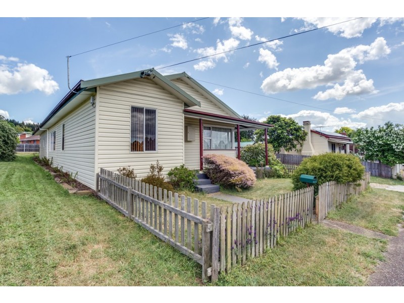 51 East Barrack Street, Deloraine TAS 7304