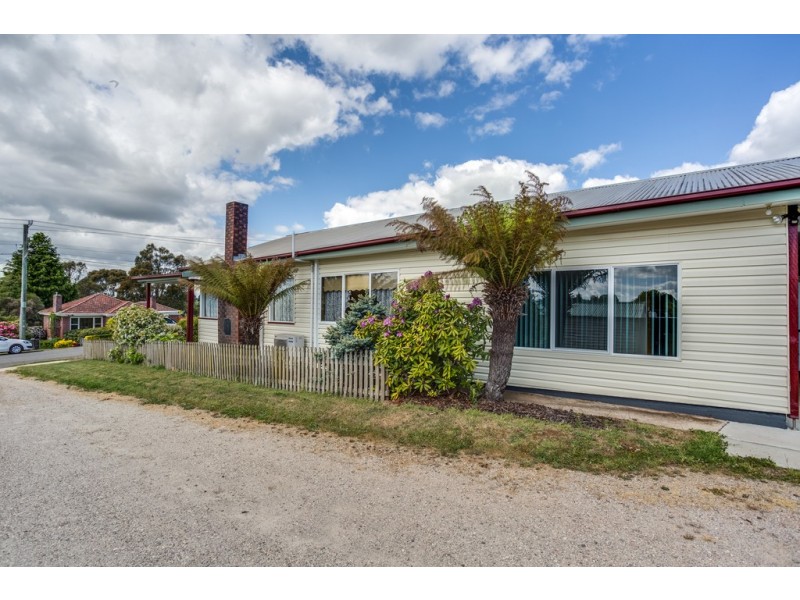 51 East Barrack Street, Deloraine TAS 7304