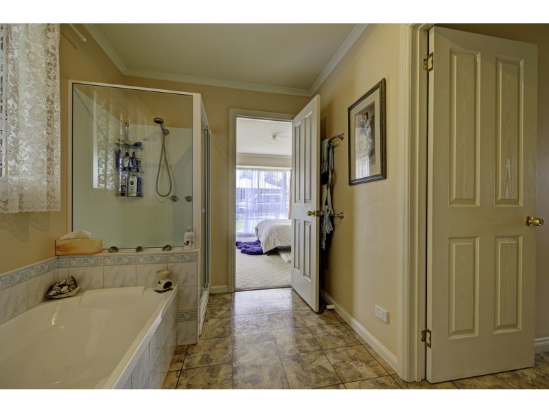 11 Alison Court, Westbury TAS 7303