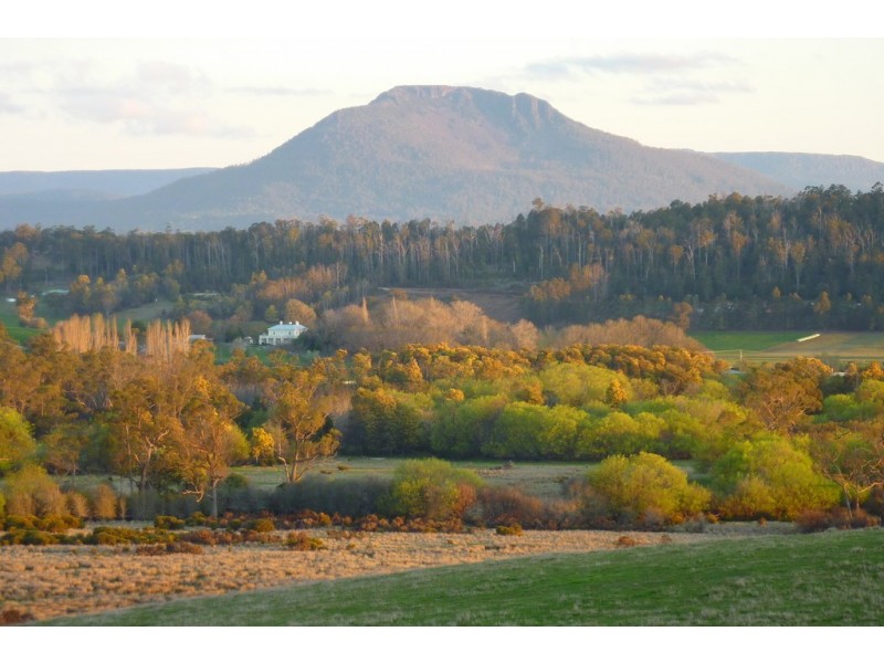 5 Johnstones Lane, Deloraine TAS 7304