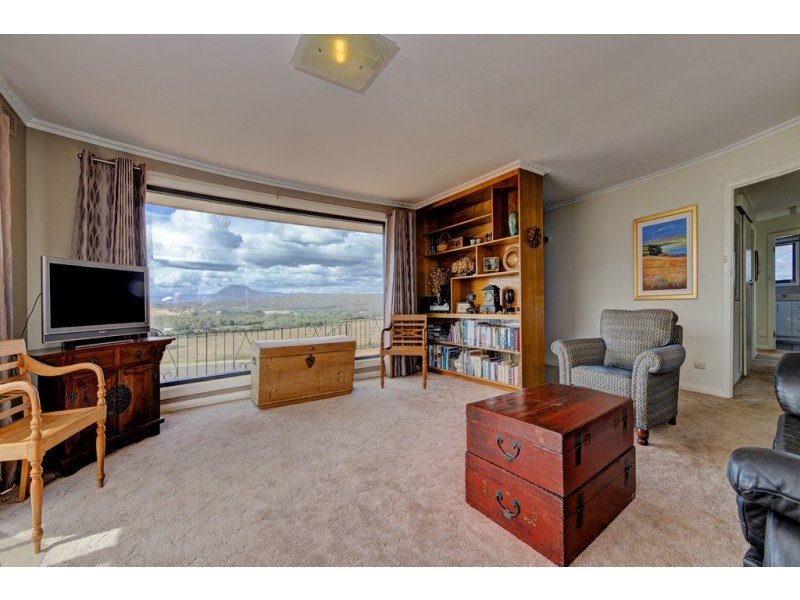 5 Johnstones Lane, Deloraine TAS 7304