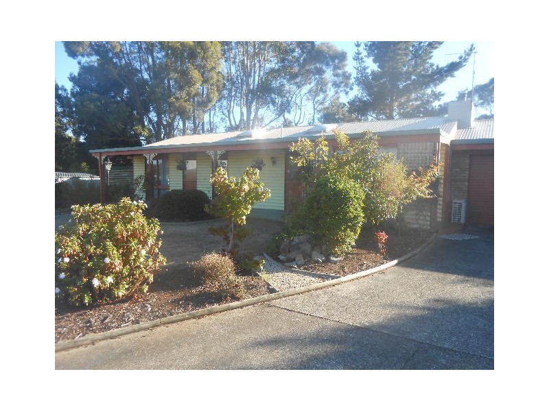 12 Commonwealth Court, Penguin TAS 7316