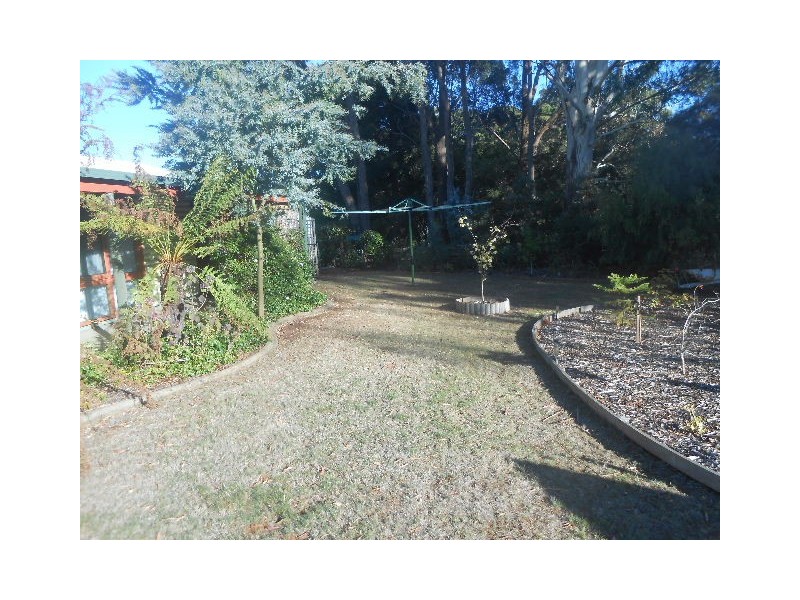 12 Commonwealth Court, Penguin TAS 7316