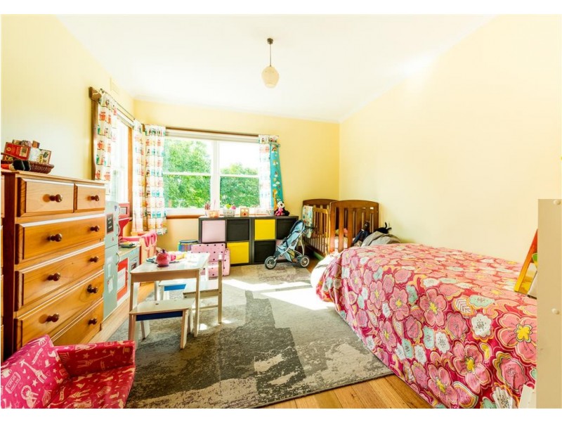 28 Devonport Road, Quoiba TAS 7310