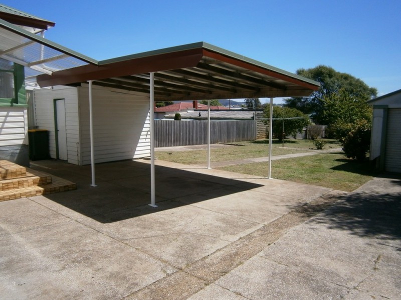 92 David, East Devonport TAS 7310