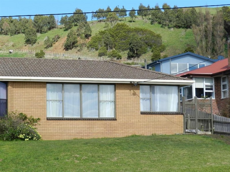 2/271 Bass Highway, Ocean Vista TAS 7320