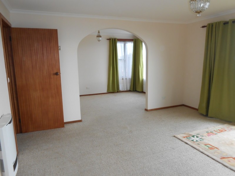 2/271 Bass Highway, Ocean Vista TAS 7320