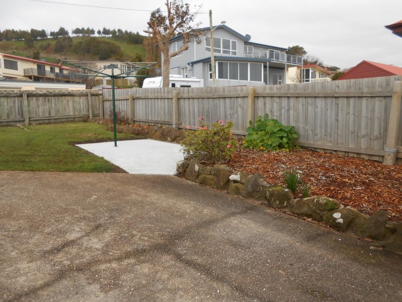 2/271 Bass Highway, Ocean Vista TAS 7320