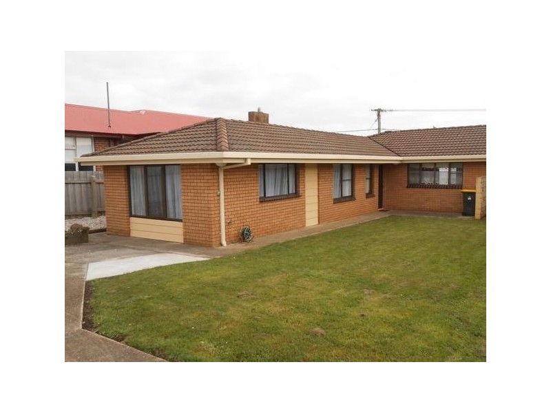 2/271 Bass Highway, Ocean Vista TAS 7320