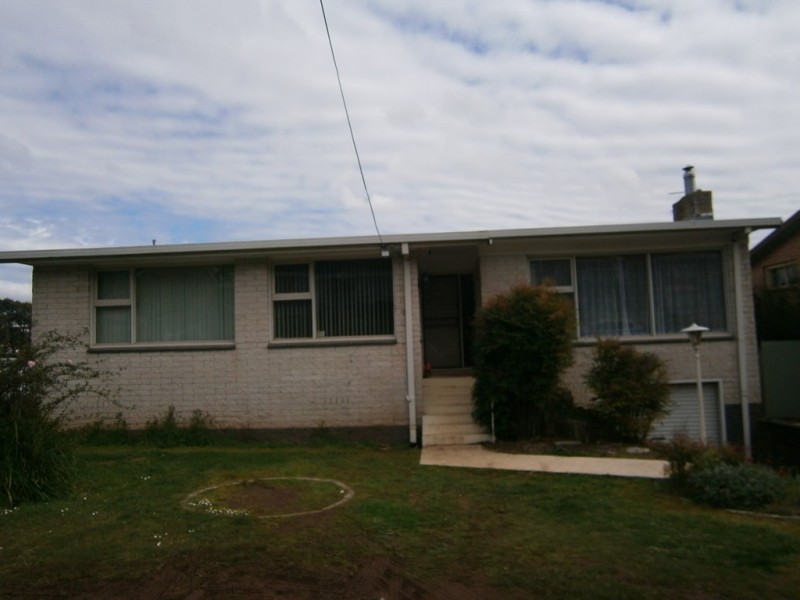 17 Riverview Avenue, East Devonport TAS 7310