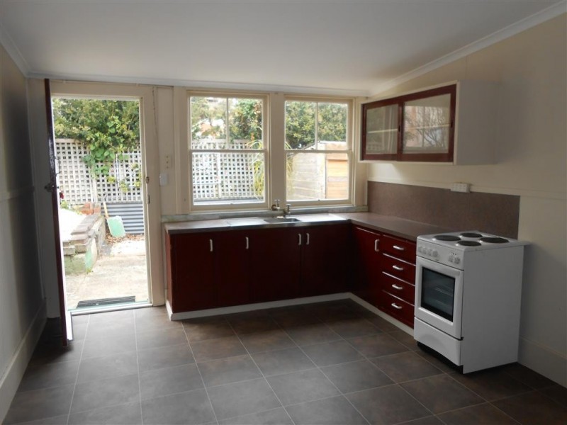 4/11 Hodgman Street, Burnie TAS 7320