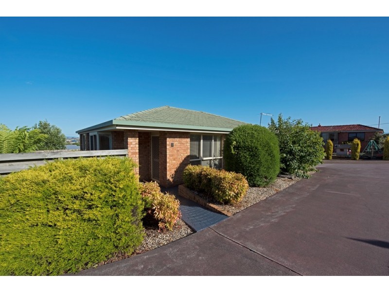 1/100a Nicholls Street, Devonport TAS 7310