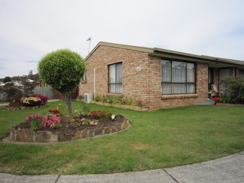 1/84 Lovett Street, Devonport TAS 7310
