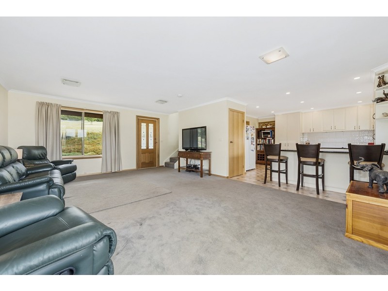 32 Camborne Drive, Acacia Hills TAS 7306