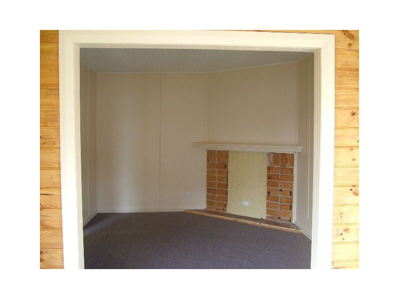 11 Linton Street, Upper Burnie TAS 7320