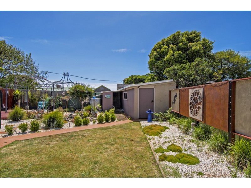 13a Highview Crescent, Devonport TAS 7310